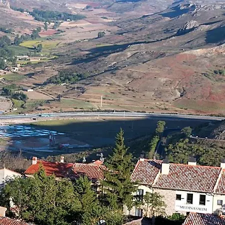 Medinasalim فندق مديناسيلي