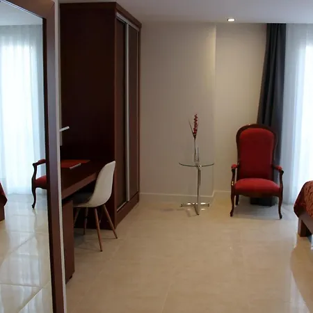 Medinasalim 3* Medinaceli