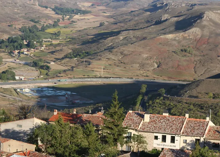 Отель Medinasalim Мединасели